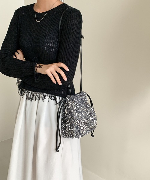 DRESS PLUS(ドレスプラス)の「キラキラ輝くスパンコール巾着バッグ(ハンドバッグ・レディース・ブラック/グレー/ブルー・フリー)」の14枚目の写真