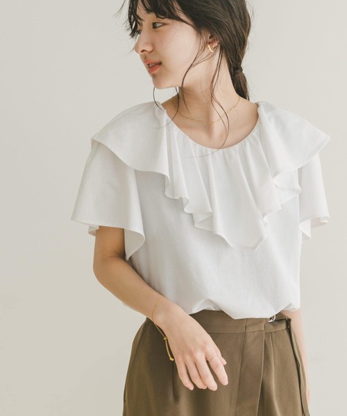 ITEMS URBANRESEARCH(アイテムズ アーバンリサーチ)の「フリルTシャツ(Tシャツ/カットソー・レディース・ホワイト/ブラック・FREE)」の1枚目の写真