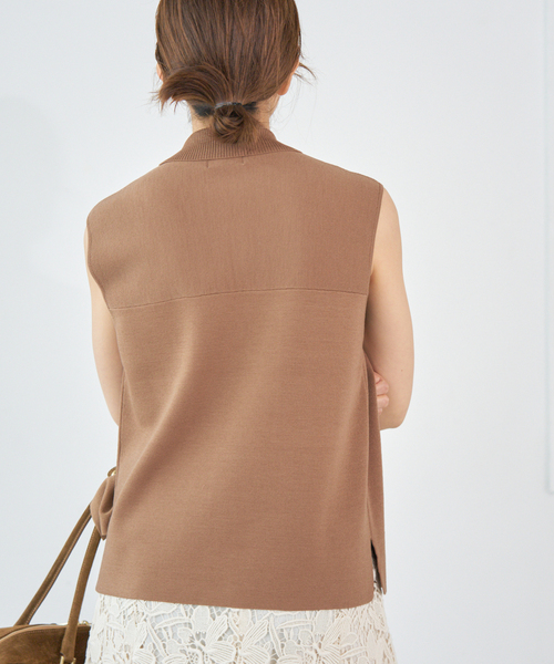 IENA（イエナ）の「ハイツイストウールシルク 襟付きノースリーブ（ニット/セーター・レディース・ブラック/キャメル・FREE）」の9枚目の写真