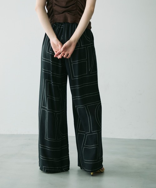 NASHE HALLIE スラックス　総柄パンツ kutir スラックス パンツ 「2サイズ展開」アソートワイド