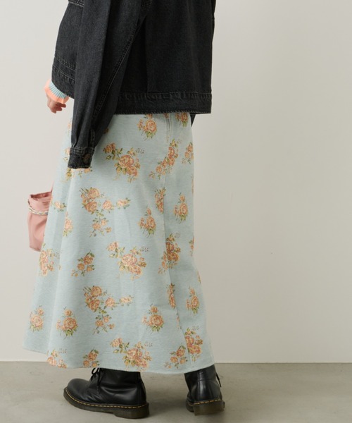 Unitage（ユニテージ）の「バラ柄ジャガードスカート（スカート・レディース・ライトブルー/ブラック・FREE）」の12枚目の写真
