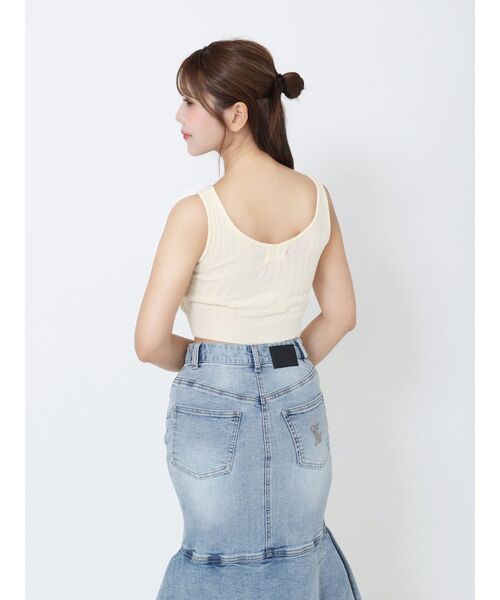 EATME（イートミー）の「カップ付きリブニットトップス（タンクトップ・レディース・オレンジ/アイボリー/ブラック・FREE）」の8枚目の写真