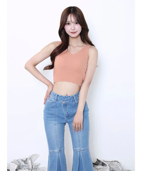 EATME（イートミー）の「カップ付きリブニットトップス（タンクトップ・レディース・オレンジ/アイボリー/ブラック・FREE）」の21枚目の写真