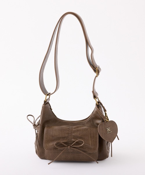 one after another NICE CLAUP(ワンアフターアナザーナイスクラップ)の「ハートミラーチャーム付きドロストバッグ(ショルダーバッグ・レディース・アイボリー/ブラウン/ピンク/ブラック・FREE)」の3枚目の写真