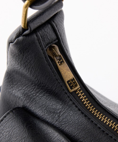 one after another NICE CLAUP(ワンアフターアナザーナイスクラップ)の「ハートミラーチャーム付きドロストバッグ(ショルダーバッグ・レディース・アイボリー/ブラウン/ピンク/ブラック・FREE)」の20枚目の写真