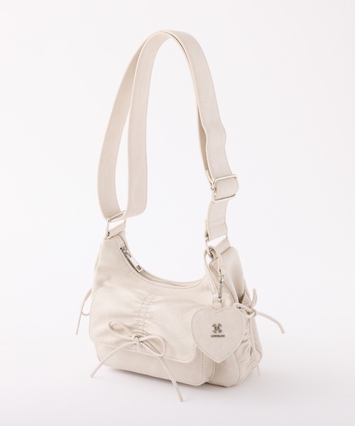 one after another NICE CLAUP(ワンアフターアナザーナイスクラップ)の「ハートミラーチャーム付きドロストバッグ(ショルダーバッグ・レディース・アイボリー/ブラウン/ピンク/ブラック・FREE)」の8枚目の写真