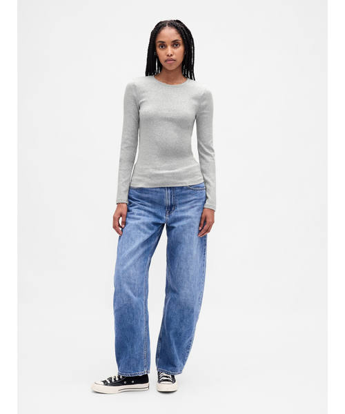 GAP（ギャップ）の「モダン クルーネックTシャツ（Tシャツ/カットソー・レディース・ブラック/ホワイト/ブラウン/ネイビー/ライトグレー・XS/S/M/L/XL/XXS）」の7枚目の写真