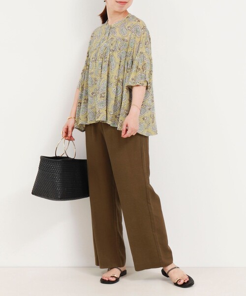 MICO COULIER（ミコクリエ）の「モダールピンタックギャザーブラウス（シャツ/ブラウス・レディース・チャコールグレー/ブラウン系その他/ライトブルー・38）」の16枚目の写真