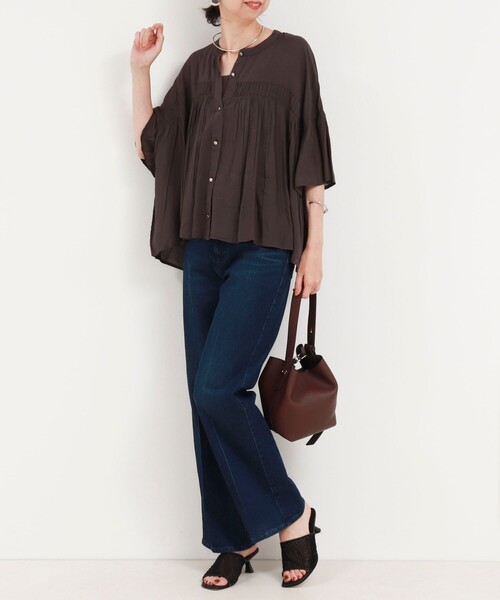 MICO COULIER（ミコクリエ）の「モダールピンタックギャザーブラウス（シャツ/ブラウス・レディース・チャコールグレー/ブラウン系その他/ライトブルー・38）」の20枚目の写真