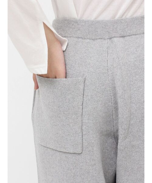 Ungrid(アングリッド)の「カシミヤ混ニットパンツ(その他パンツ・レディース・ブラック/ライトグレー・FREE)」の13枚目の写真