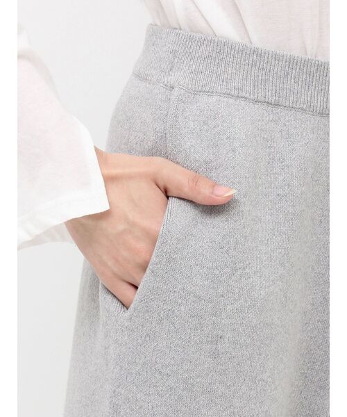 Ungrid(アングリッド)の「カシミヤ混ニットパンツ(その他パンツ・レディース・ブラック/ライトグレー・FREE)」の14枚目の写真