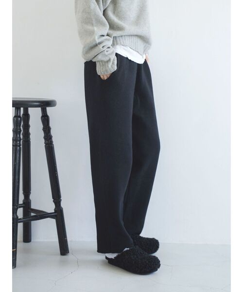 Ungrid(アングリッド)の「カシミヤ混ニットパンツ(その他パンツ・レディース・ブラック/ライトグレー・FREE)」の2枚目の写真