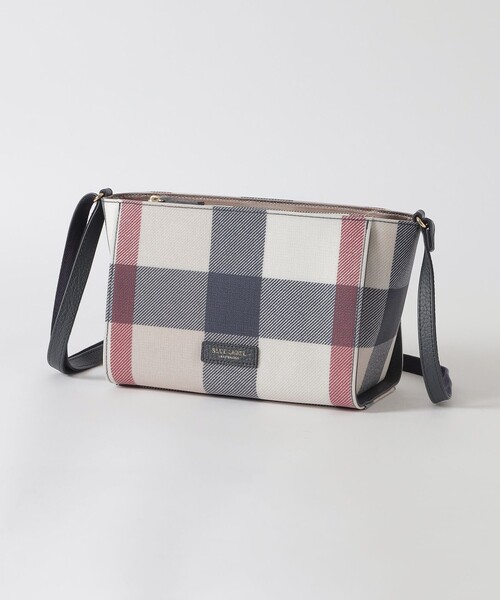 BLUE LABEL CRESTBRIDGE（ブルーレーベルクレストブリッジ）の「クレストブリッジチェックPVCミニショルダー（ショルダーバッグ・レディース・レッド/ベージュ系その他/ダークネイビー/ブルー系その他2・FREE）」の2枚目の写真