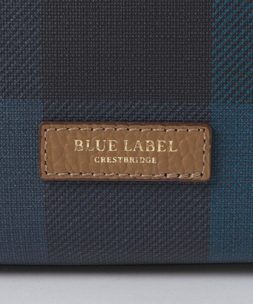 BLUE LABEL CRESTBRIDGE（ブルーレーベルクレストブリッジ）の「クレストブリッジチェックPVCミニショルダー（ショルダーバッグ・レディース・レッド/ベージュ系その他/ダークネイビー/ブルー系その他2・FREE）」の17枚目の写真