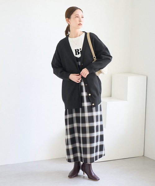 ROPE' PICNIC（ロペピクニック）の「Vネックフォルムカーディガン（カーディガン/ボレロ・レディース・ブラック/ブラウン/モスグリーン/キナリ・FREE）」の9枚目の写真