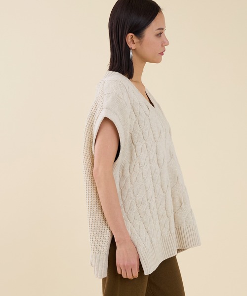 marmors（マルモア）の「【marmors】cable knit vest（ニット/セーター・レディース・オートミール/ブラウン/チャコールグレー・36）」の21枚目の写真