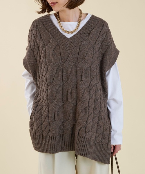 marmors（マルモア）の「【marmors】cable knit vest（ニット/セーター・レディース・オートミール/ブラウン/チャコールグレー・36）」の11枚目の写真