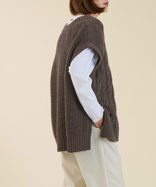marmors（マルモア）の「【marmors】cable knit vest（ニット/セーター・レディース・オートミール/ブラウン/チャコールグレー・36）」の14枚目の写真