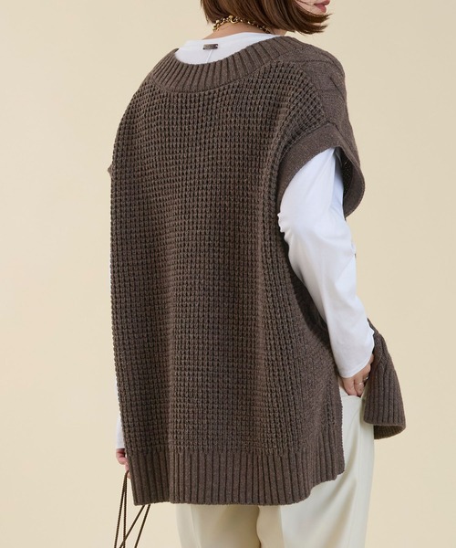 marmors（マルモア）の「【marmors】cable knit vest（ニット/セーター・レディース・オートミール/ブラウン/チャコールグレー・36）」の16枚目の写真