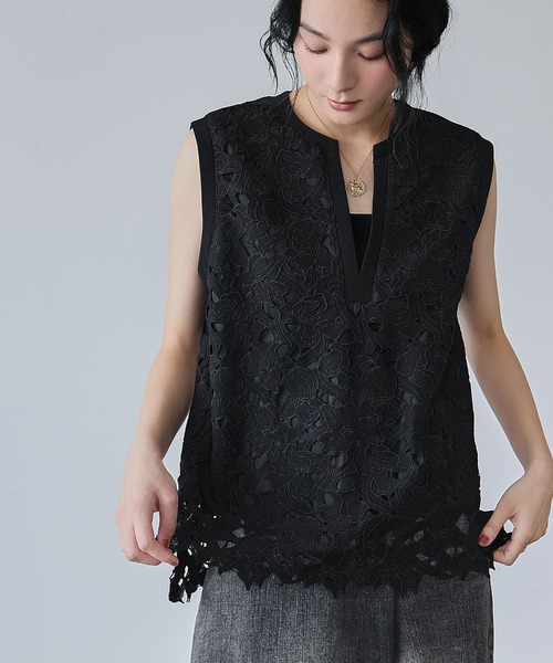 ELFRANK(エルフランク)の「セットアップ可能 ケミカルレースノースリーブブラウス ベスト ジレ(シャツ/ブラウス・レディース・ブラック/オフホワイト・FREE)」の4枚目の写真