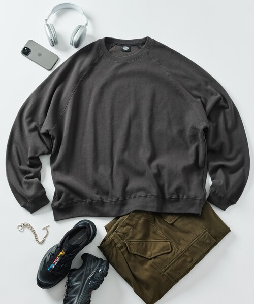 FREAK'S STORE（フリークスストア）の「限定展開 12oz ヘビーウェイト ビッグシルエット ラグランスリーブ クルーネックスウェット（スウェット・メンズ・ブラック/ネイビー/アッシュグレー/スミクロ/杢グレー・SMALL/MEDIUM/LARGE）」の7枚目の写真