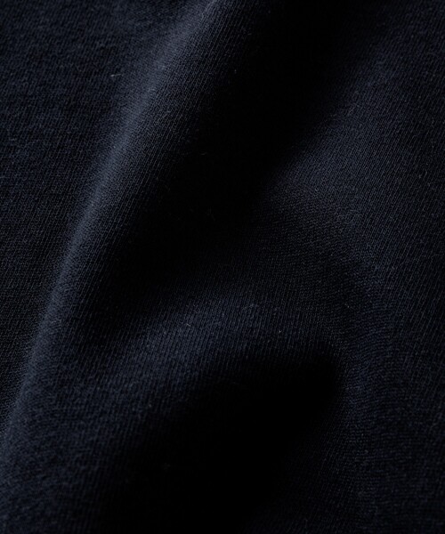 FREAK'S STORE（フリークスストア）の「限定展開 12oz ヘビーウェイト ビッグシルエット ラグランスリーブ クルーネックスウェット（スウェット・メンズ・ブラック/ネイビー/アッシュグレー/スミクロ/杢グレー・SMALL/MEDIUM/LARGE）」の17枚目の写真