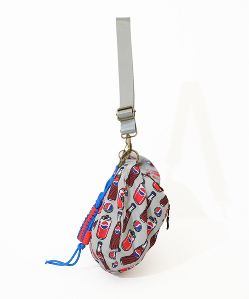 SALON de RUBAN(サロンドルヴァン)の「【SALON de RUBAN / サロン ド ルヴァン】 PEPSI ペプシ ショルダーバッグ(ショルダーバッグ・レディース・ブラック/グレー・FREE)」の15枚目の写真