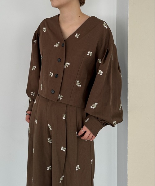 PILIT（ピリット）の「【セットアップ可】刺繍クロップドシャツ（シャツ/ブラウス・レディース・ブラック/ブラウン/グレー・MEDIUM）」の8枚目の写真