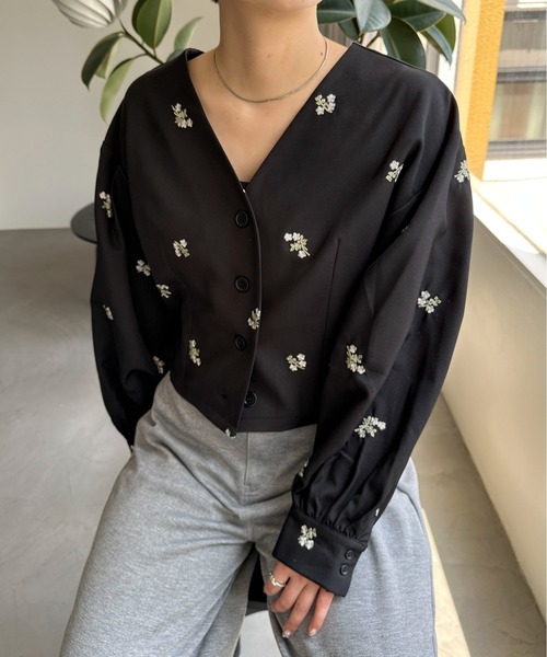 PILIT（ピリット）の「【セットアップ可】刺繍クロップドシャツ（シャツ/ブラウス・レディース・ブラック/ブラウン/グレー・MEDIUM）」の21枚目の写真