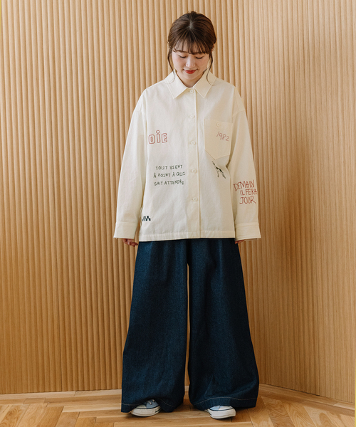 POU DOU DOU(プードゥドゥ)の「JOiEランダムロゴ刺繍シャツジャケット(シャツ/ブラウス・レディース・カーキ/アイボリー/ブラック・M)」の7枚目の写真