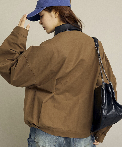 PUBLUX(パブリュクス)の「PUBLUX/パブリュクス レザレット 衿付き ライトアウター 限定展開(その他アウター・レディース・ブラウン/ベージュ・フリ-)」の3枚目の写真