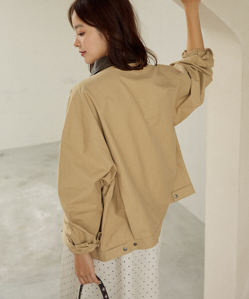 PUBLUX(パブリュクス)の「PUBLUX/パブリュクス レザレット 衿付き ライトアウター 限定展開(その他アウター・レディース・ブラウン/ベージュ・フリ-)」の7枚目の写真