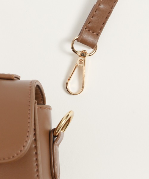 mysty woman（ミスティウーマン）の「ノーブルフラップBAG　608042（ショルダーバッグ・レディース・ブラック/ブラウン・FREE）」の15枚目の写真