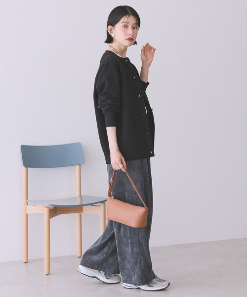 AMERICAN HOLIC(アメリカンホリック)の「コーデュロイワイドパンツ(その他パンツ・レディース・ネイビー/チャコールグレー/ブルー/アイボリー・S/M/L)」の6枚目の写真