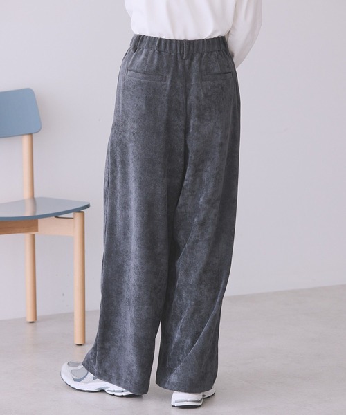 AMERICAN HOLIC(アメリカンホリック)の「コーデュロイワイドパンツ(その他パンツ・レディース・ネイビー/チャコールグレー/ブルー/アイボリー・S/M/L)」の8枚目の写真