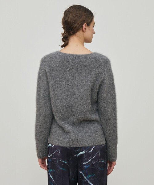 フォックスカシミヤ Vネックプルオーバー（ニット/セーター）｜DES