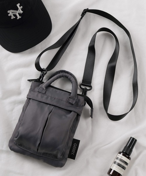 GERRY（ジェリー）の「【79】【GERRY/ジェリー】ロゴワンポイント ヘルメット ミニバック（ハンドバッグ・メンズ・グリーン/ネイビー/チャコールグレー/ブラック・FREE）」の3枚目の写真