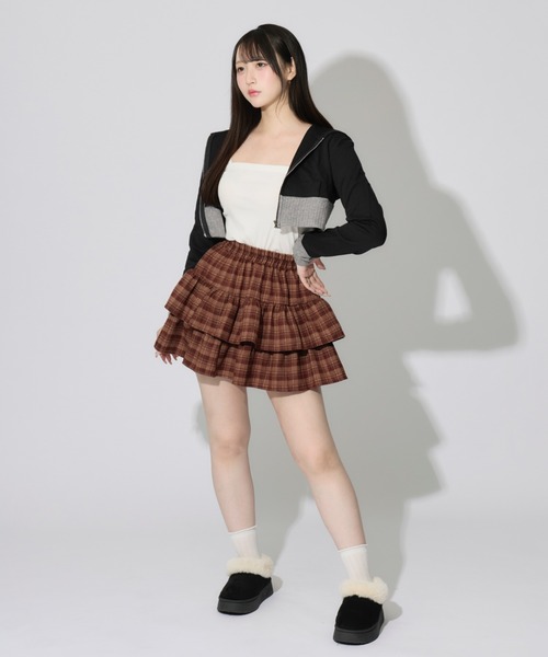 ALLuRing ChaRm(アリュリングチャーム)の「Check Tiered Mini Skirt / チェックティアードミニスカート(スカート・レディース・レッド/ブラック/ブラウン・FREE)」の21枚目の写真