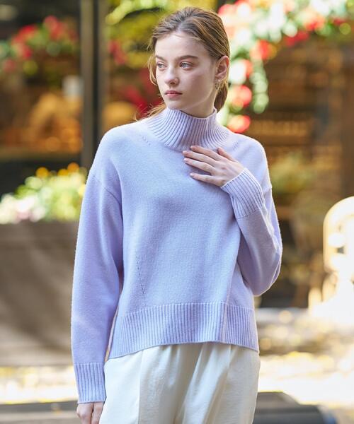 DRESSTERIOR(ドレステリア)の「ミドルゲージハイネックプルオーバー(ニット/セーター・レディース・ブラック/サンドベージュ/パープル/レッド系1・34/36/38)」の3枚目の写真