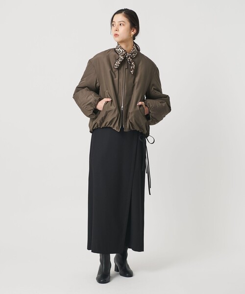 BEAUTY&YOUTH UNITED ARROWS（ビューティーアンドユースユナイテッドアローズ）の「ポリエステルブレンド ノーカラーバルーンジップブルゾン（ブルゾン・レディース・ブラック/オフホワイト/モカ・M/S）」の16枚目の写真