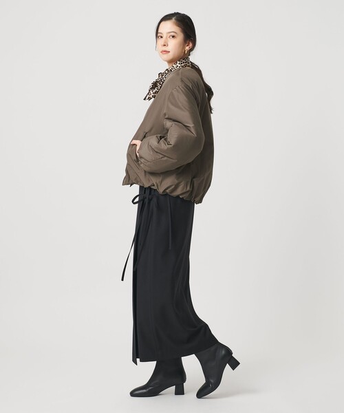 BEAUTY&YOUTH UNITED ARROWS（ビューティーアンドユースユナイテッドアローズ）の「ポリエステルブレンド ノーカラーバルーンジップブルゾン（ブルゾン・レディース・ブラック/オフホワイト/モカ・M/S）」の17枚目の写真