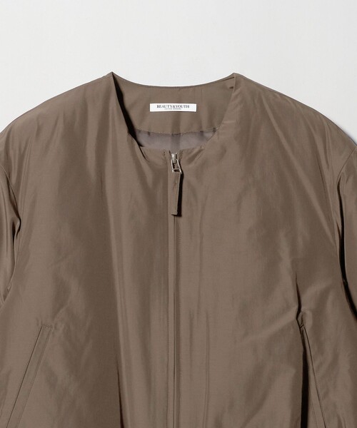 BEAUTY&YOUTH UNITED ARROWS(ビューティーアンドユースユナイテッドアローズ)の「ポリエステルブレンド ノーカラーバルーンジップブルゾン(ブルゾン・レディース・ブラック/オフホワイト/モカ・M/S)」の21枚目の写真