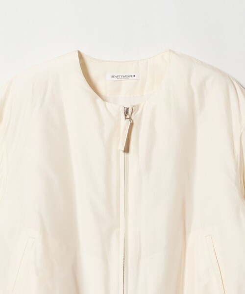 BEAUTY&YOUTH UNITED ARROWS(ビューティーアンドユースユナイテッドアローズ)の「ポリエステルブレンド ノーカラーバルーンジップブルゾン(ブルゾン・レディース・ブラック/オフホワイト/モカ・M/S)」の12枚目の写真