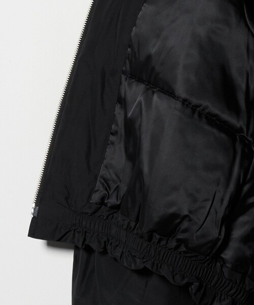 BEAUTY&YOUTH UNITED ARROWS(ビューティーアンドユースユナイテッドアローズ)の「ポリエステルブレンド ノーカラーバルーンジップブルゾン(ブルゾン・レディース・ブラック/オフホワイト/モカ・M/S)」の7枚目の写真