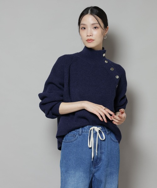 NANO universe（ナノユニバース）の「釦ディティールニットプルオーバー（ニット/セーター・レディース・グレー/ベージュ/ネイビー・FREE）」の18枚目の写真