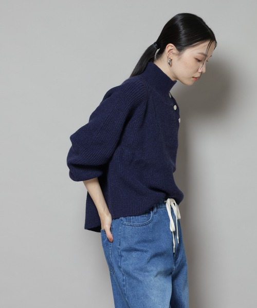 NANO universe（ナノユニバース）の「釦ディティールニットプルオーバー（ニット/セーター・レディース・グレー/ベージュ/ネイビー・FREE）」の20枚目の写真