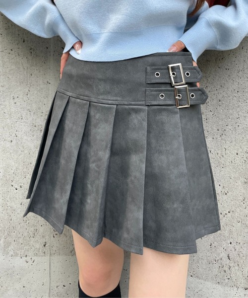 3.3 Field Trip （3.3フィールドトリップ）の「3.3 Field Trip／ヴィンテージライクフェイクレザーミニスカート（スカート・レディース・チャコールグレー/ブラウン・MEDIUM/SMALL）」の2枚目の写真