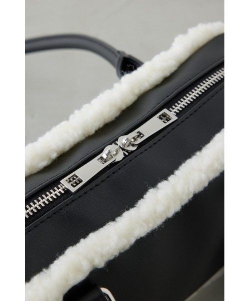 AZUL by moussy(アズールバイマウジー)の「フェイクムートンスクエアトートバッグ(ハンドバッグ・レディース・ブラック/キャメル・FREE)」の12枚目の写真