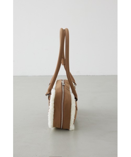 AZUL by moussy(アズールバイマウジー)の「フェイクムートンスクエアトートバッグ(ハンドバッグ・レディース・ブラック/キャメル・FREE)」の18枚目の写真