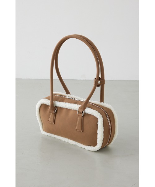 AZUL by moussy(アズールバイマウジー)の「フェイクムートンスクエアトートバッグ(ハンドバッグ・レディース・ブラック/キャメル・FREE)」の19枚目の写真